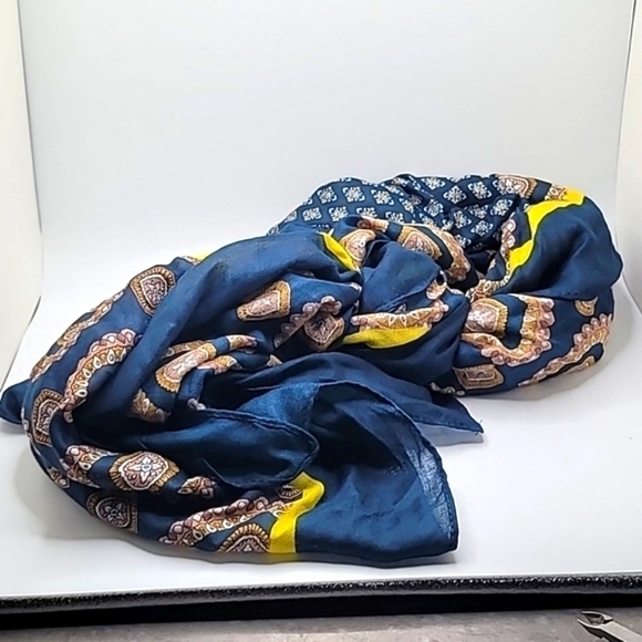 LOFT Ann Taylor Cotton Rayon Blend Pink Dark Green Yellow Orange Geometric Scarf - Picture 1 of 5